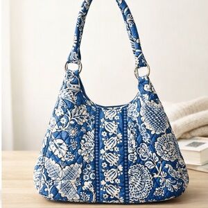👜 Vera Bradley Blue Lagoon Large Hobo Bag Retired Pattern